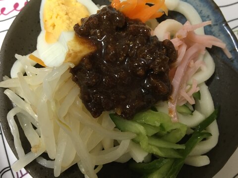 ジャージャー麺の素を使って☆ジャージャー麺うどん☆